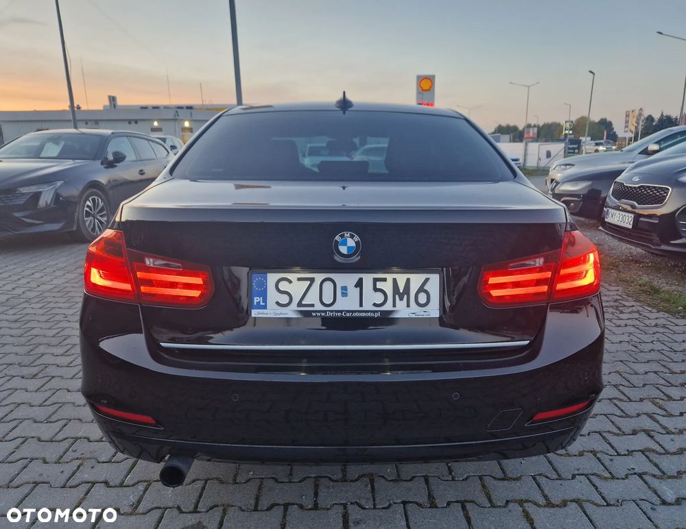 BMW Seria 3 316i Sport Line - 27