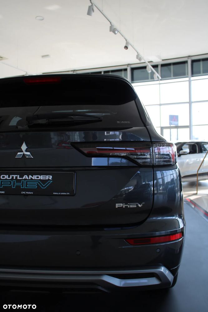 Mitsubishi Outlander Instyle - 14