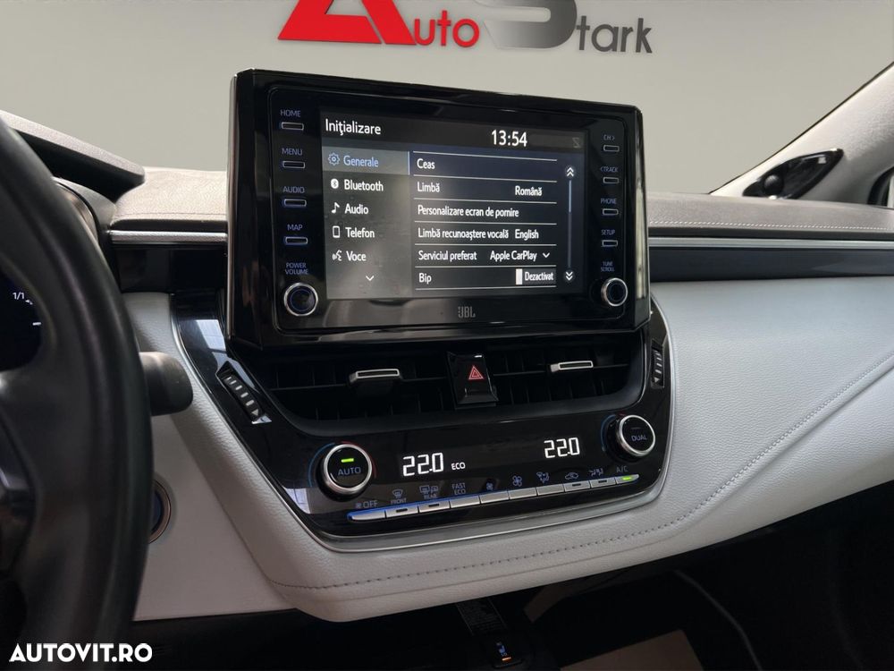 Toyota Corolla 2.0 Lounge - 33