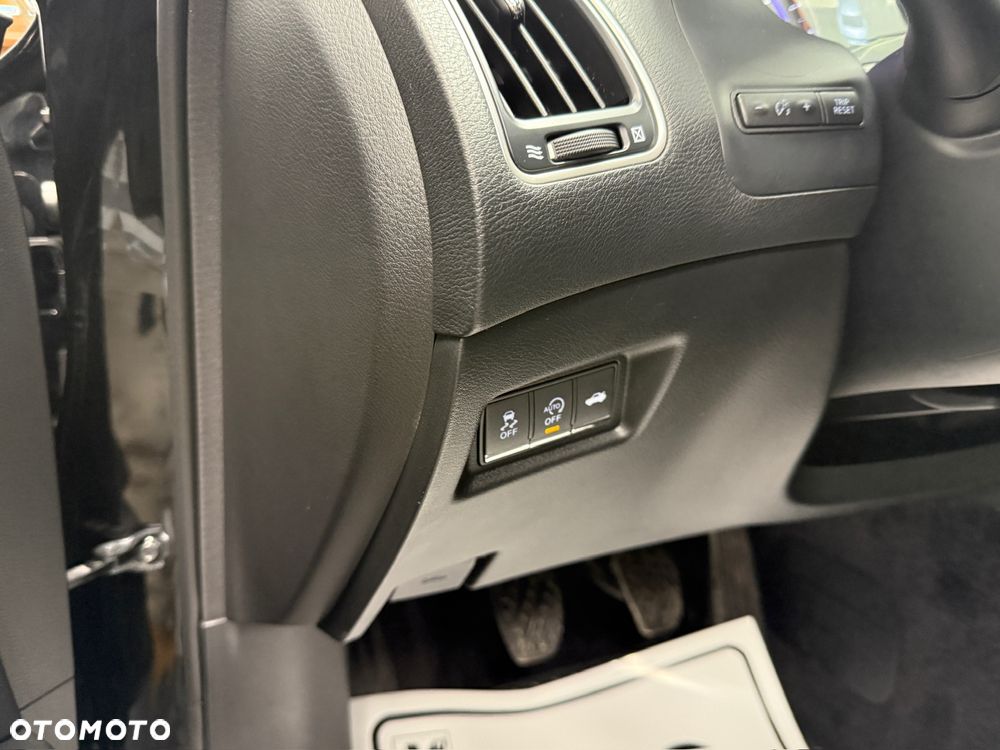 Infiniti Q50 2.2d - 25