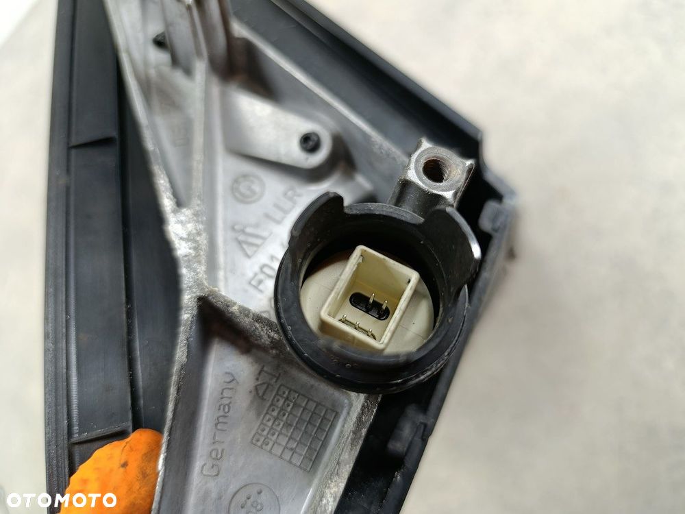 LUSTERKO PRAWE BMW 1 E87 F0141102 475/9 - 7