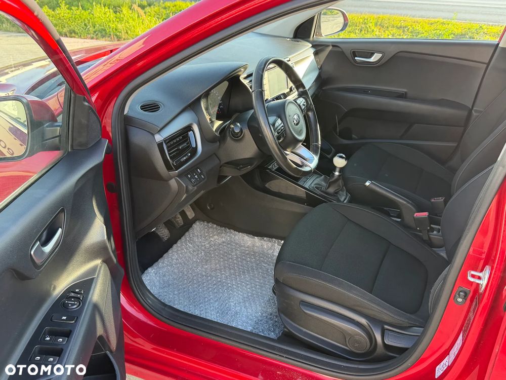 Kia Rio - 9