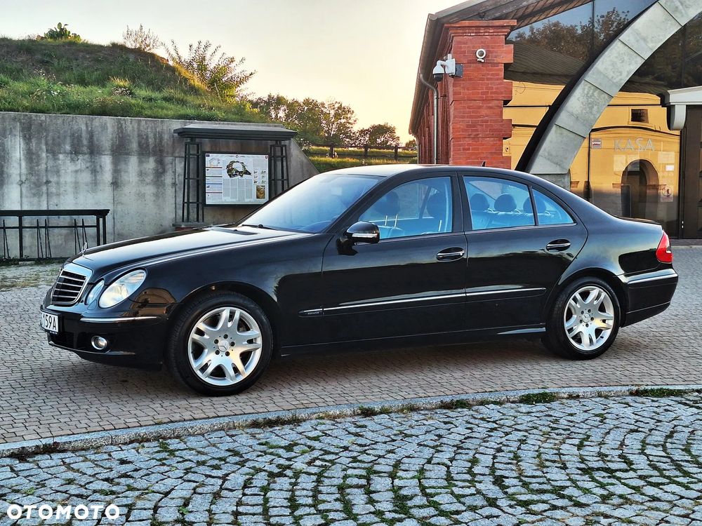 Mercedes-Benz Klasa E 500 Elegance - 15