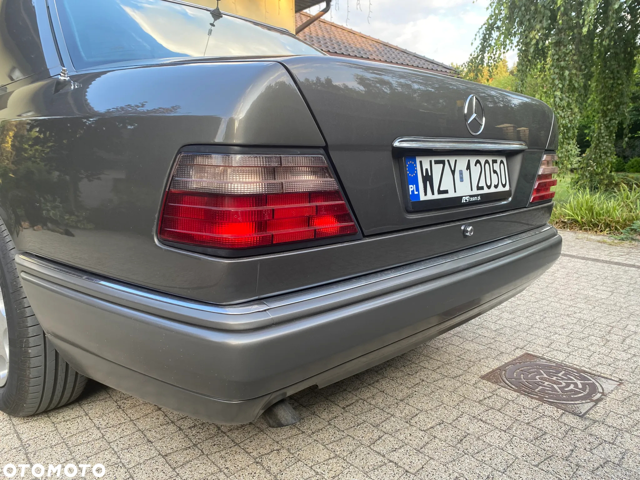 Mercedes-Benz Klasa E 300 D - 5