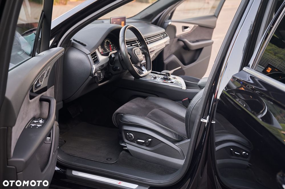 Audi Q7 3.0 TDI Quattro Tiptronic - 23