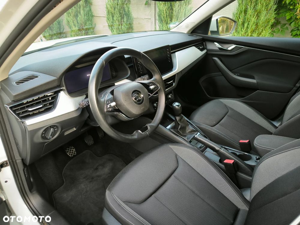 Skoda Kamiq 1.0 TSI Tour - 13