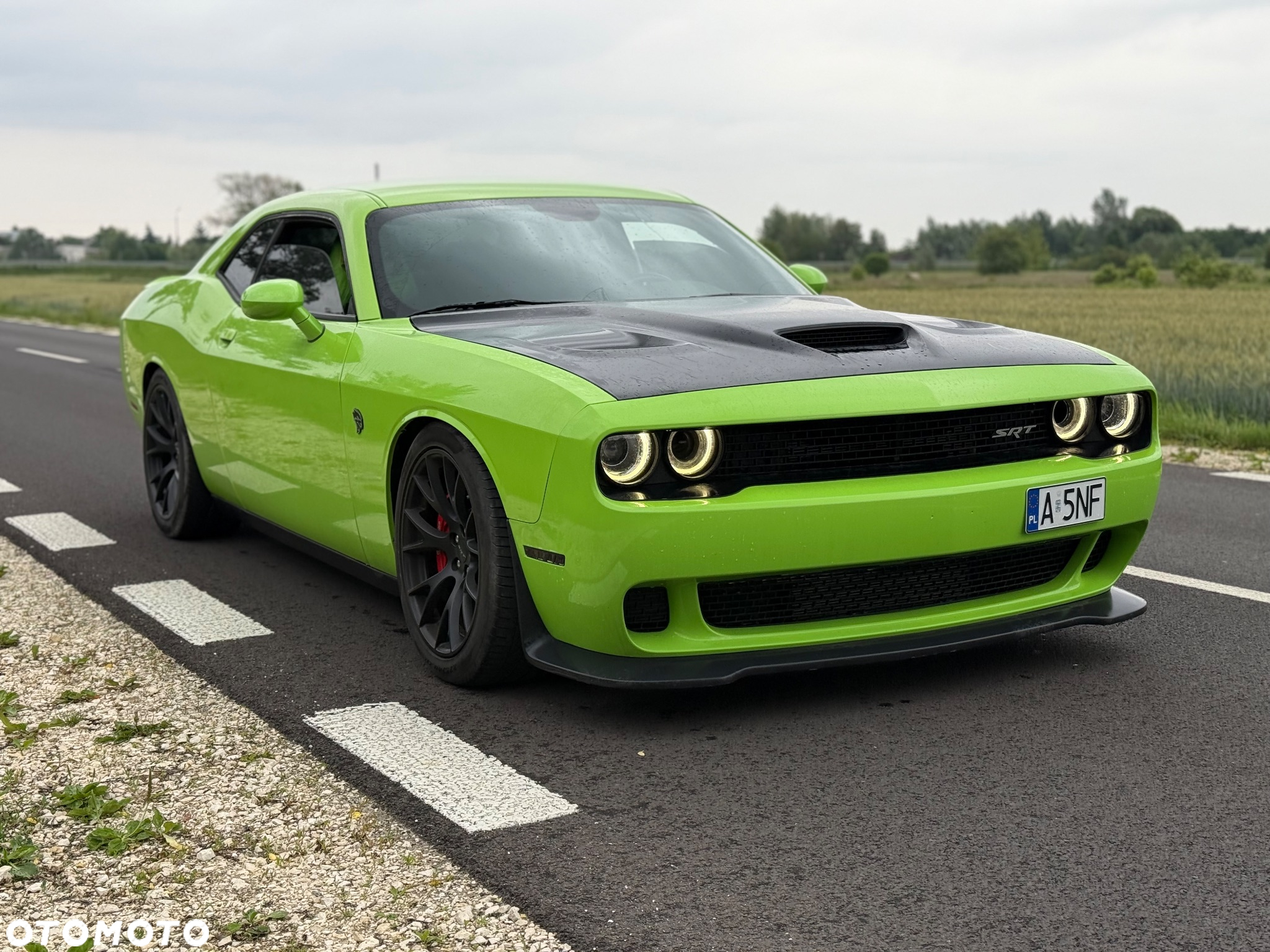Dodge Challenger - 4