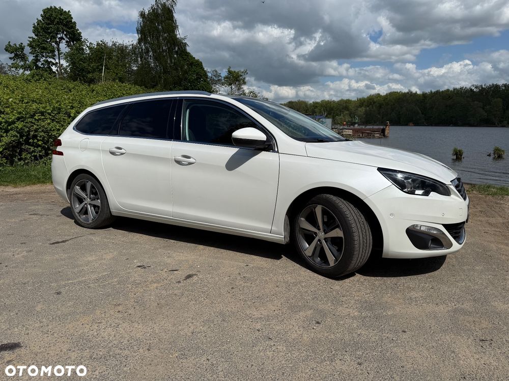 Peugeot 308 1.2 PureTech Allure S&S - 8