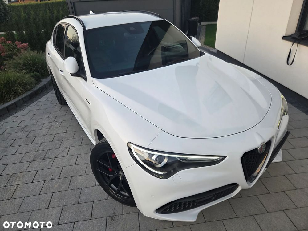 Alfa Romeo Stelvio 2.0 Turbo Veloce Q4 - 14