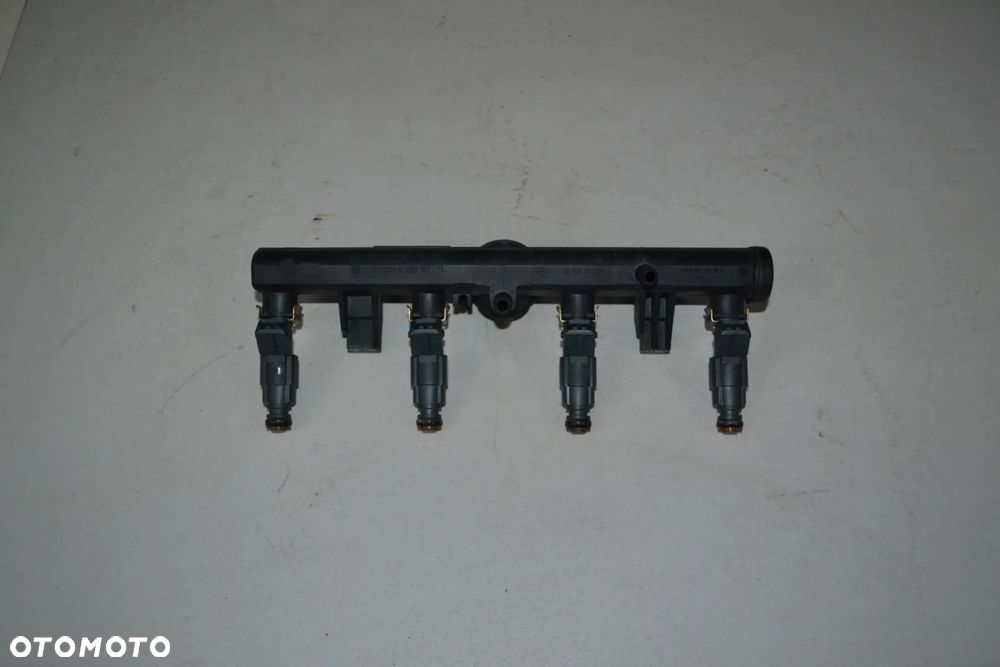 VW SEAT AUDI SKODA LISTWA WTRYSKOWA PALIWA WTRYSKI 030133319AA 0280151071 0280155919 - 3