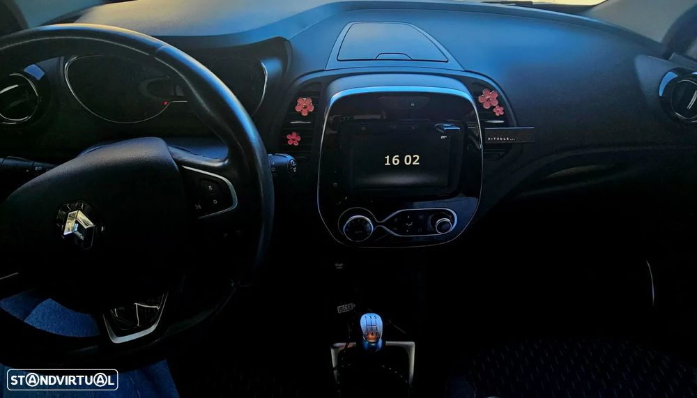 Renault Captur 0.9 TCE Exclusive - 4
