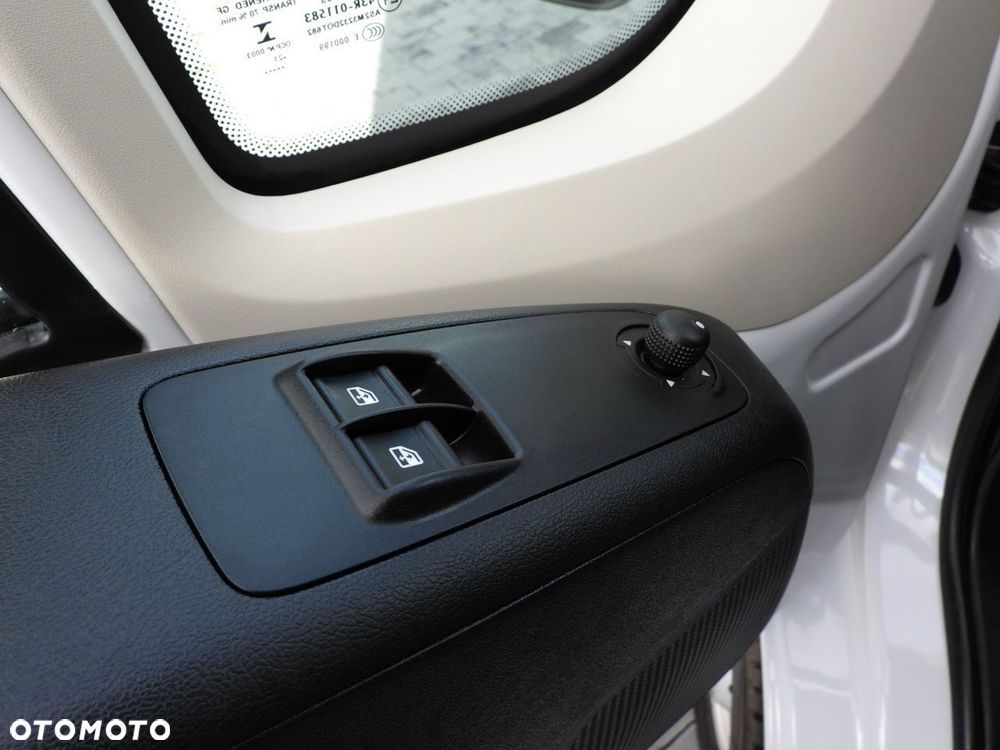 Peugeot BOXER CHŁODNIA KONTENER 0*C 8 PALET TEMPOMAT LEDY KLIMATYZACJA  140KM - 36