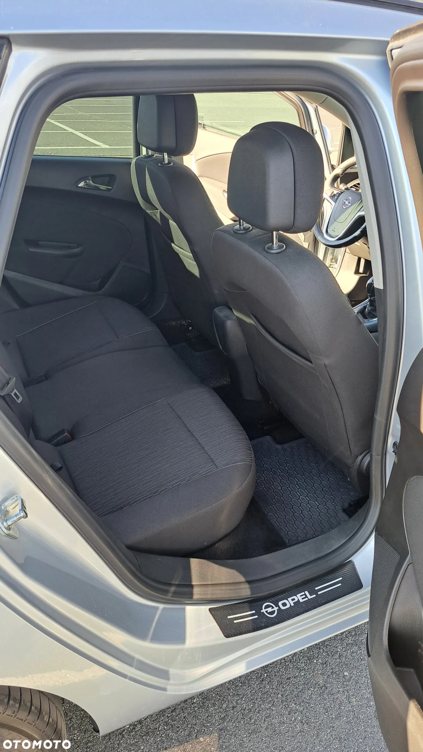 Opel Astra IV 1.6 CDTI Sport - 9
