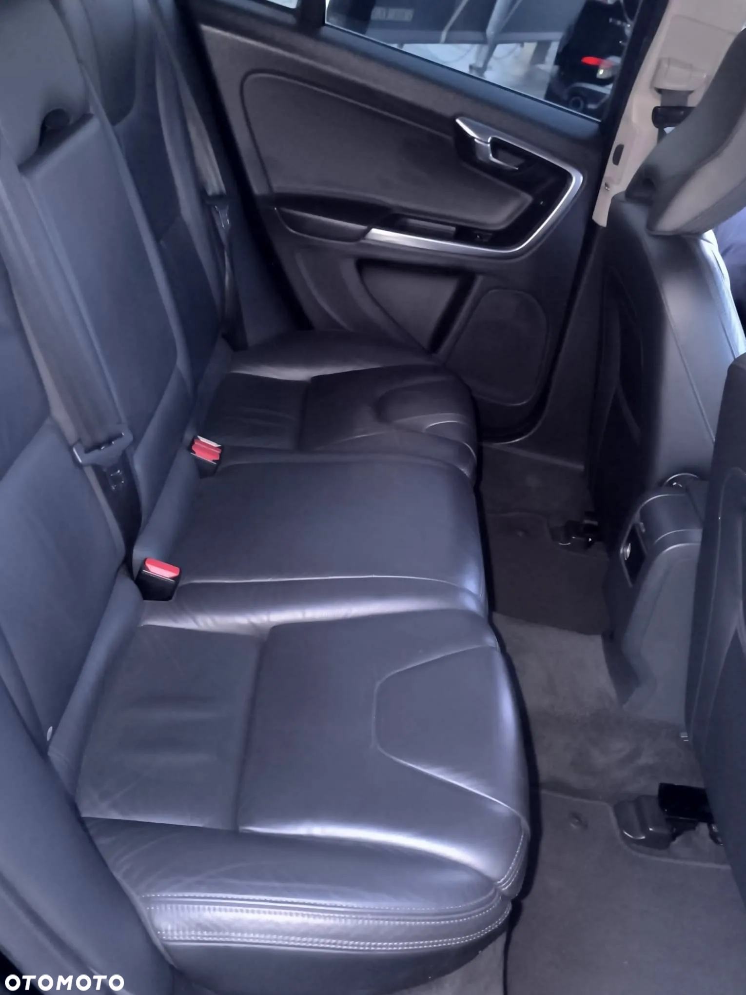 Volvo V60 D3 Summum - 12