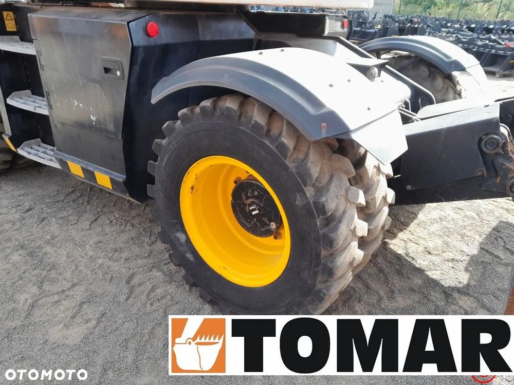 JCB HYDRADIG 110W - 12