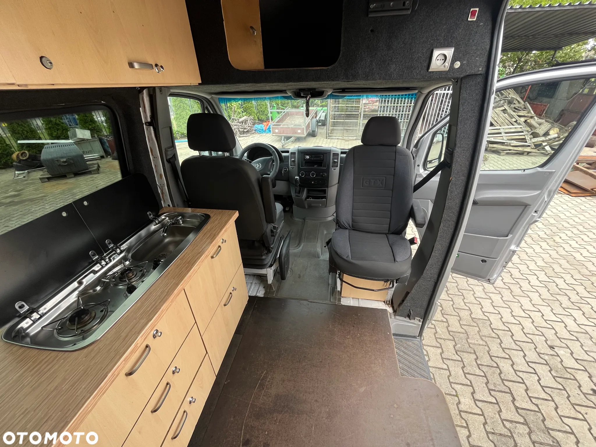 Mercedes-Benz SPRINTER - 15