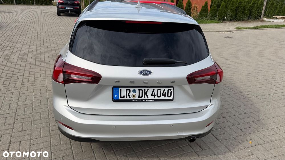 Ford Focus 1.5 EcoBlue Start-Stopp-System COOL&CONNECT DESIGN - 12