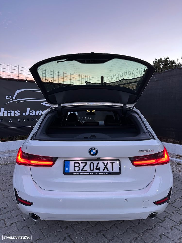 BMW 320 e Touring Line Sport Auto - 31