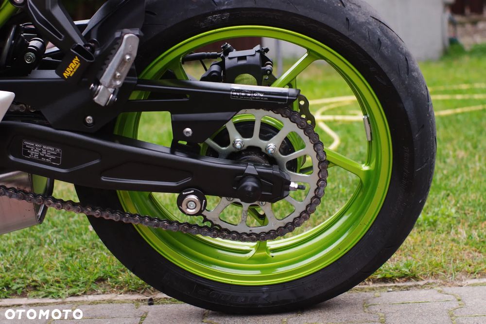 Kawasaki Z 650 - 18