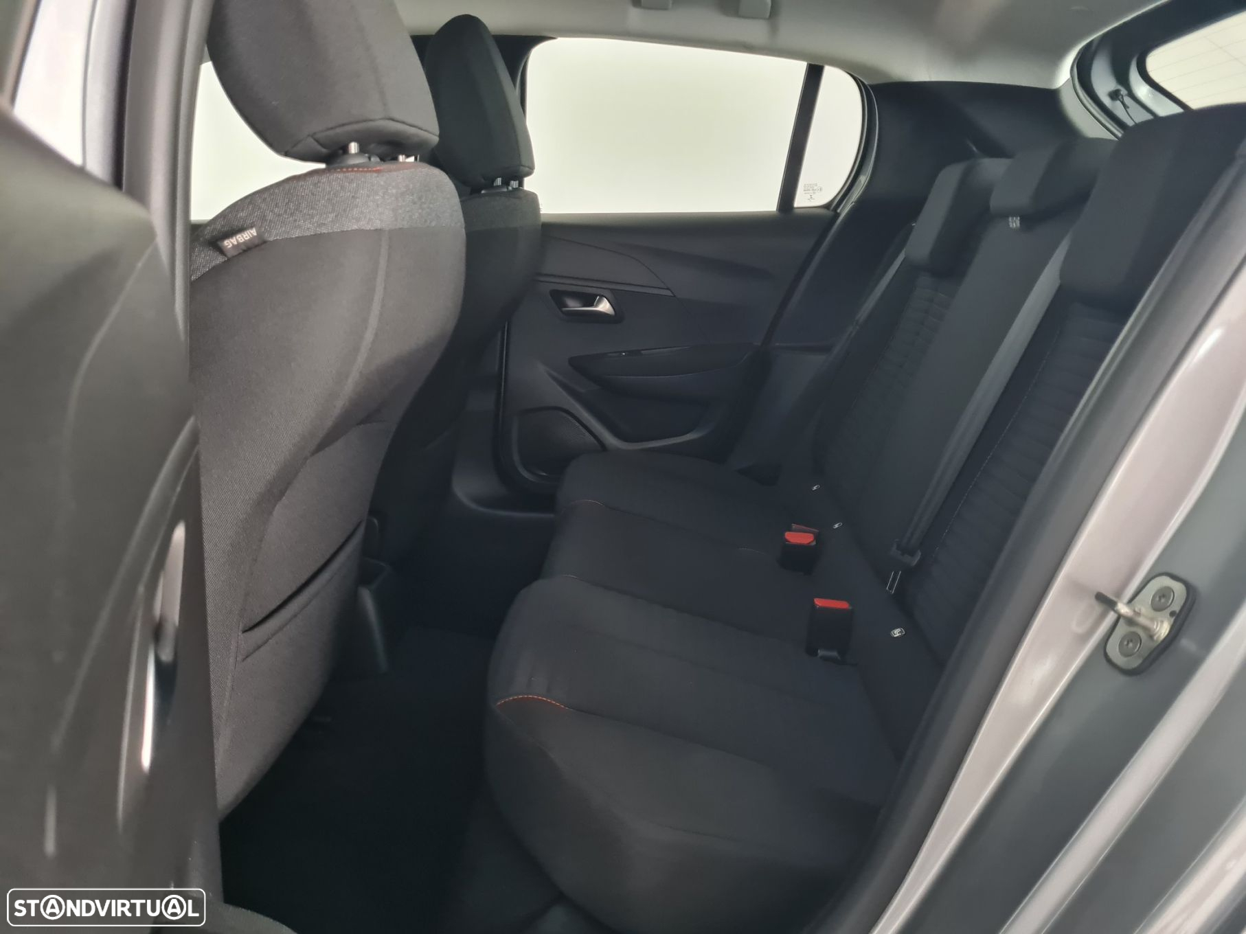 Peugeot 208 1.2 PureTech Active Pack - 8
