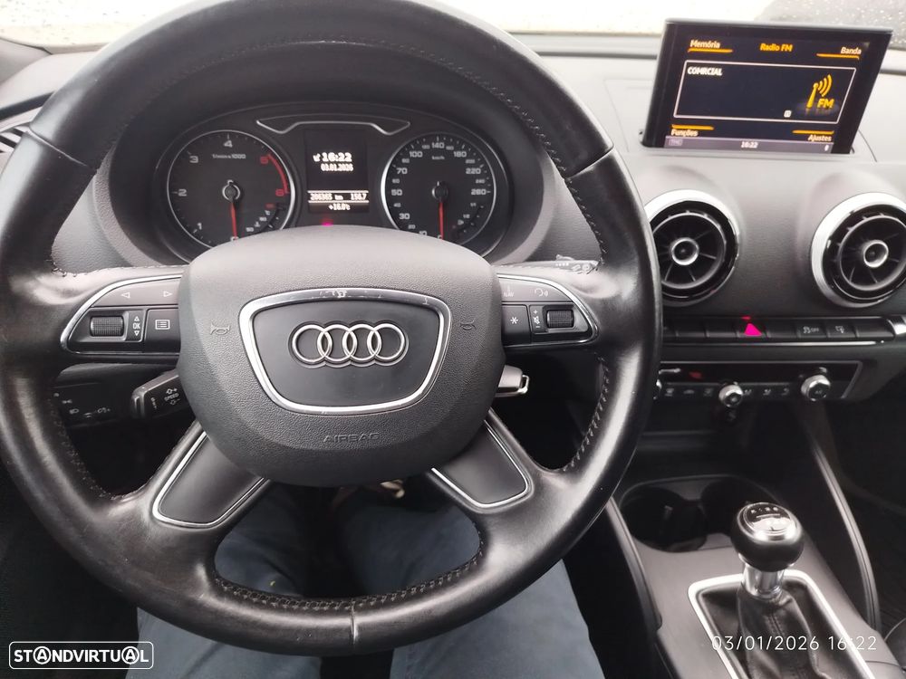 Audi A3 Sportback 1.6 TDI ultra Attraction - 32