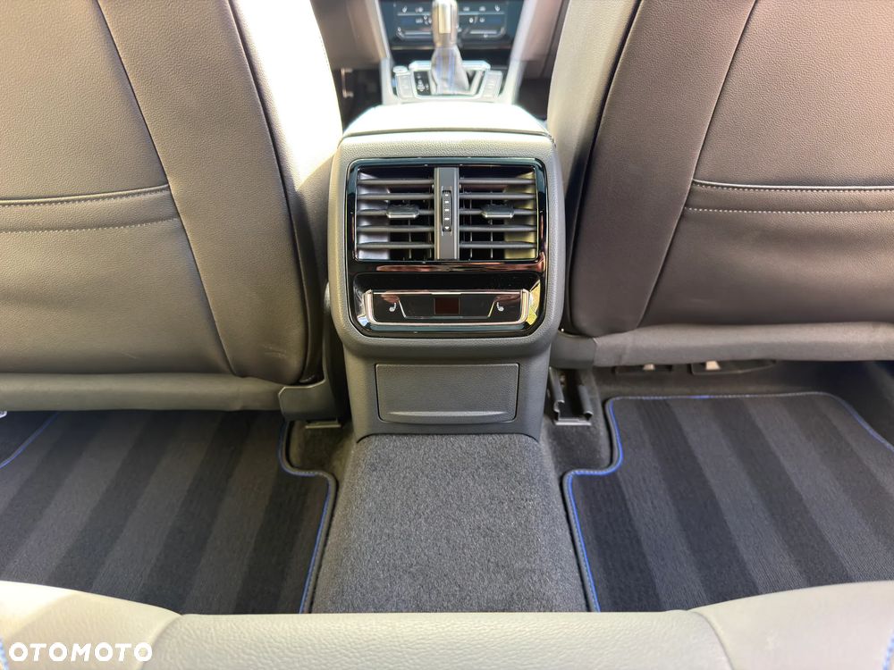 Volkswagen Arteon 2.0 TSI 4Motion R DSG - 13