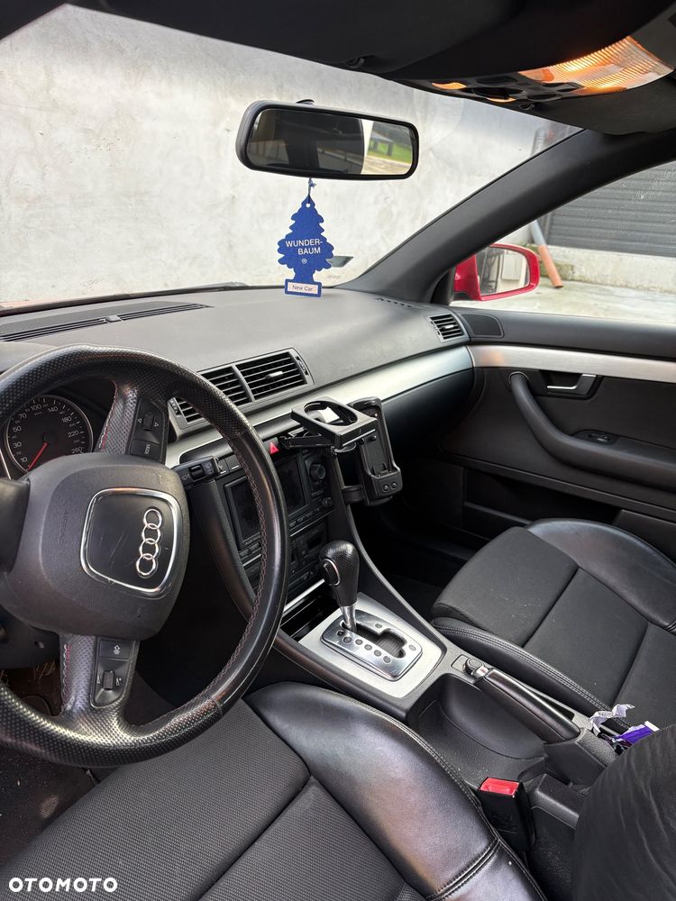 Audi A4 Avant - 6