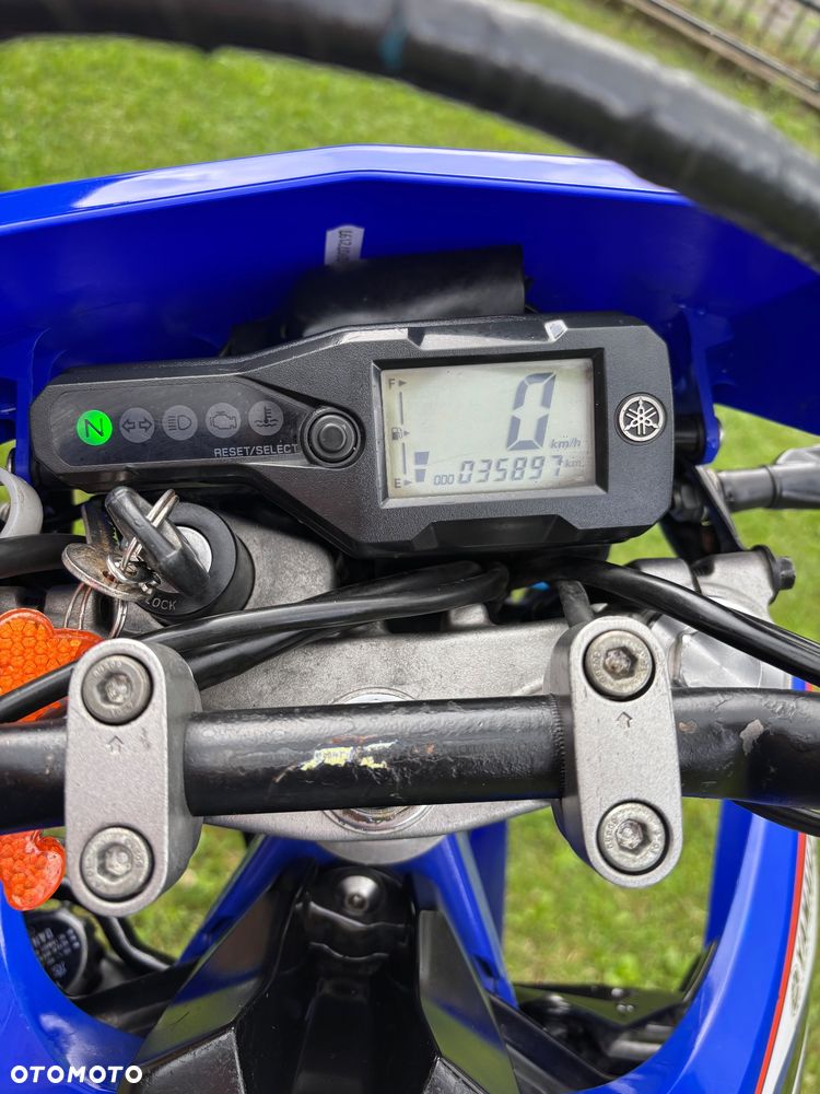 Yamaha WR - 7