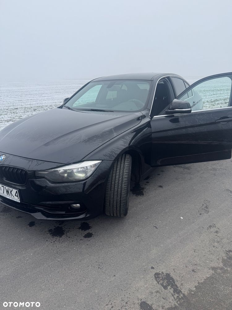 BMW Seria 3 316d - 14