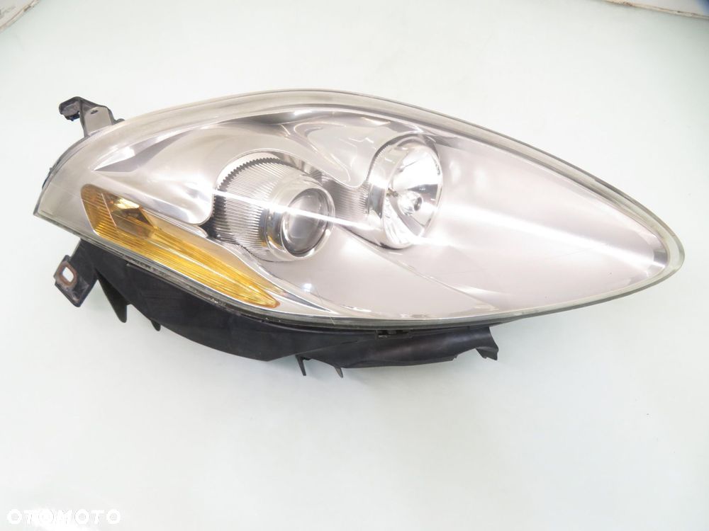 LAMPA PRAWA PRZEDNIA FIAT BRAVO II - 9