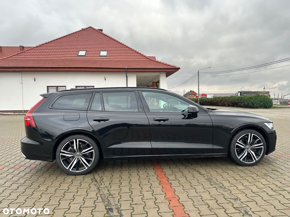 Volvo V60 T6 AWD Recharge Geartronic RDesign - 12
