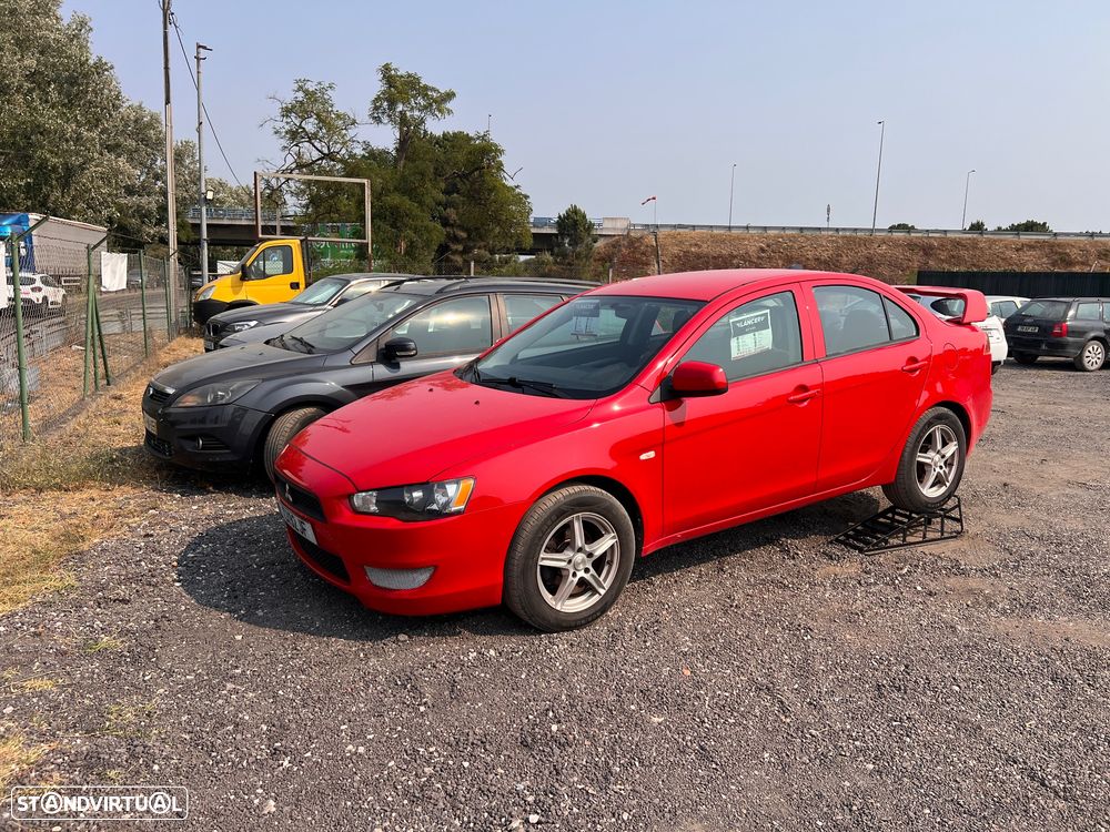 Mitsubishi Lancer 1.5 Invite - 3