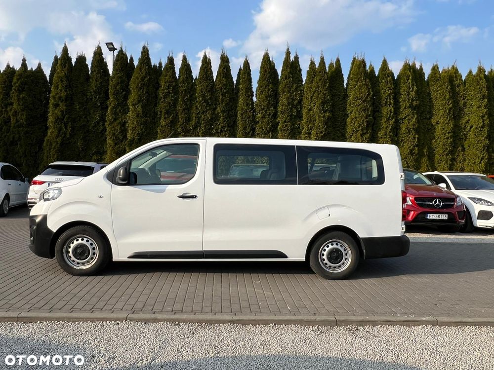 Peugeot Traveller 1.5 BlueHDi Long Business - 4