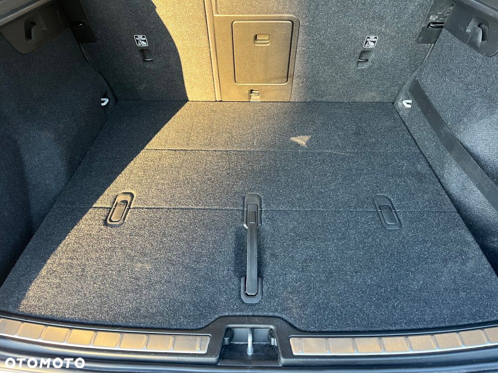 Volvo XC 40 - 34