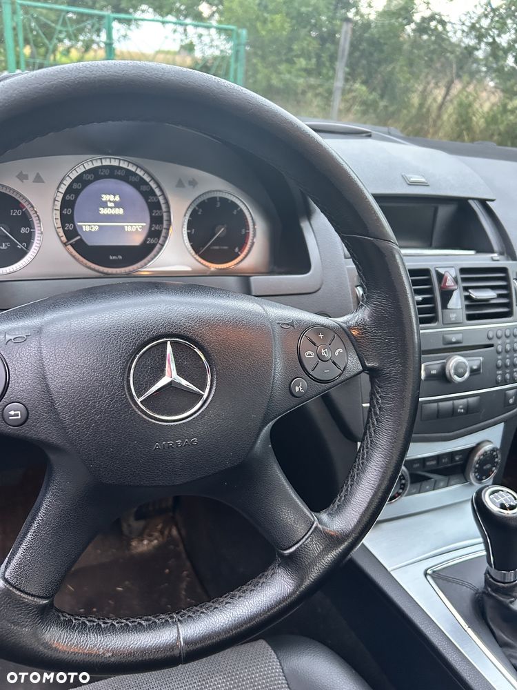 Mercedes-Benz C-Class 2008 photo 5