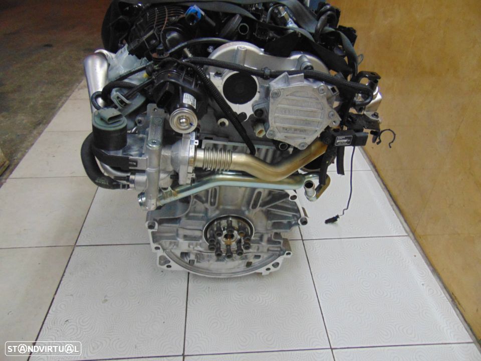 Motor VOLVO S60 V60 V40 2.0L 120 CV - D4204T8 - 1