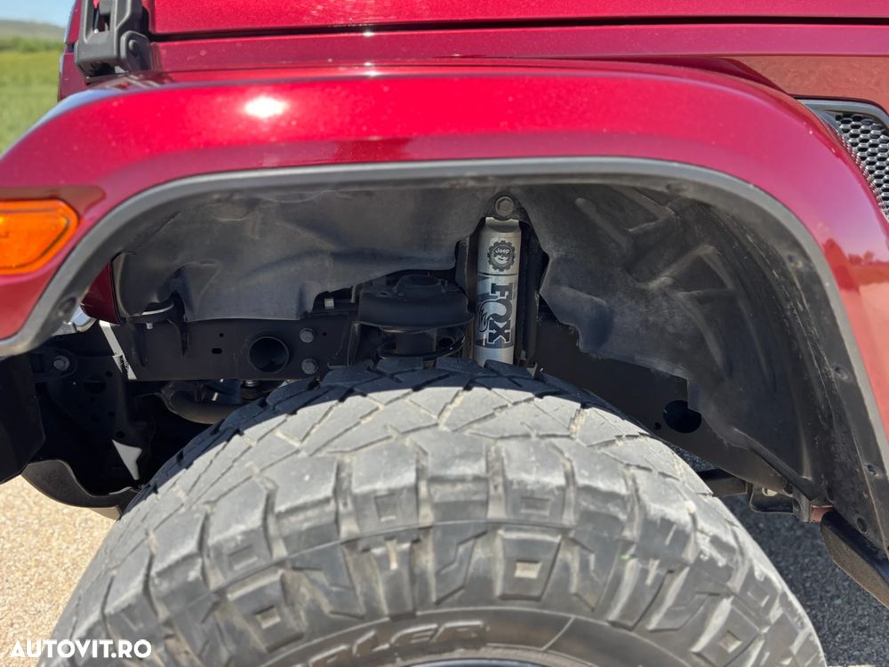 Jeep Wrangler - 16