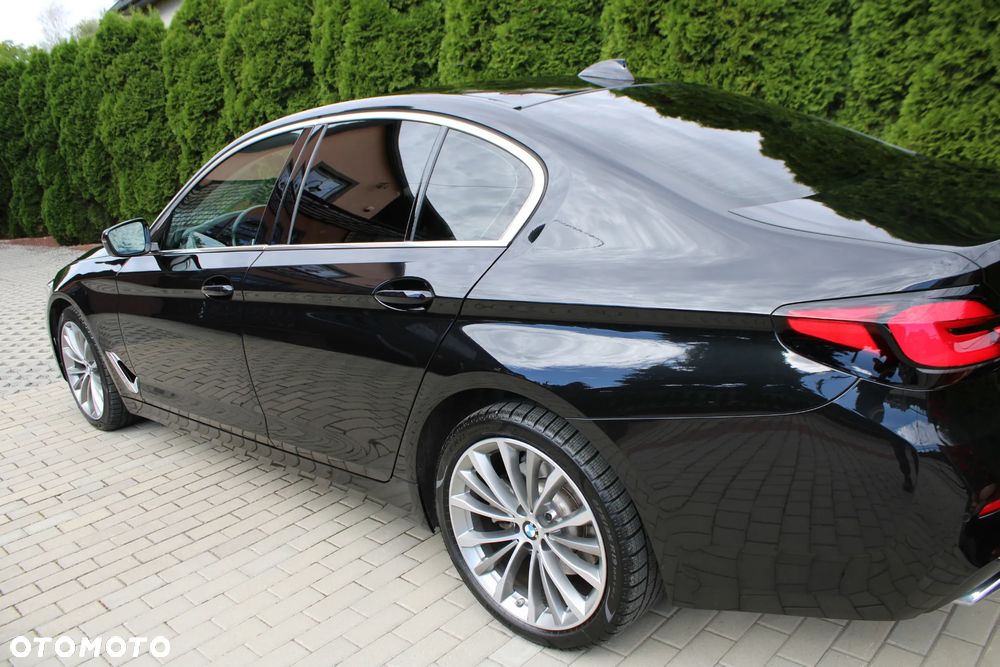 BMW Seria 5 520d xDrive MHEV Luxury Line - 31