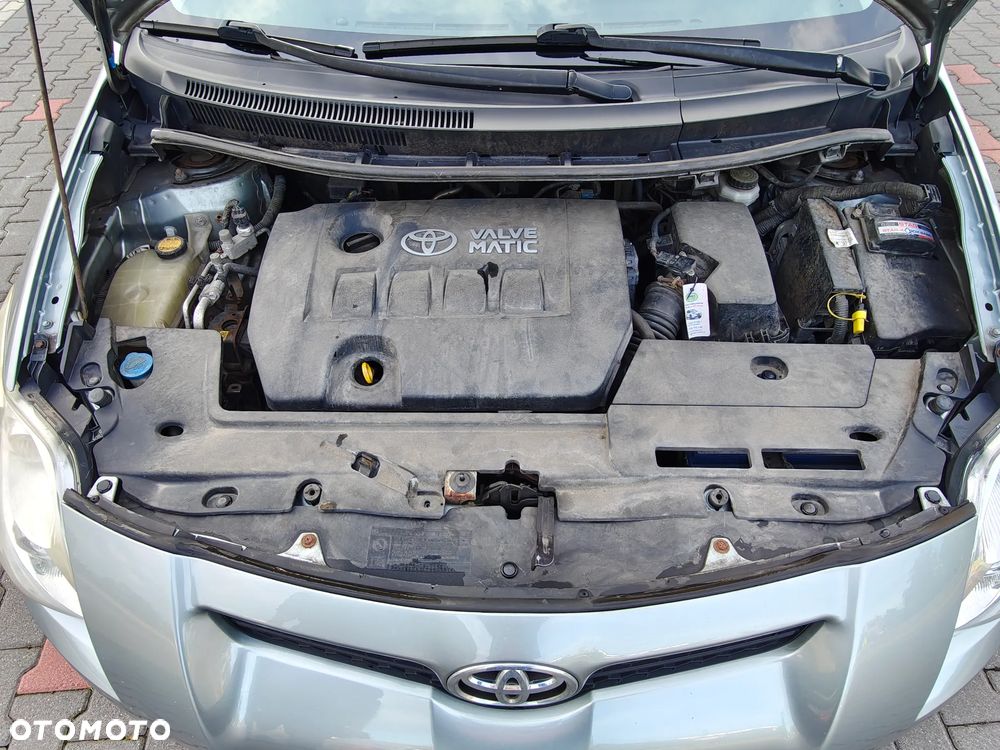Toyota Auris 1.6 Sol - 19
