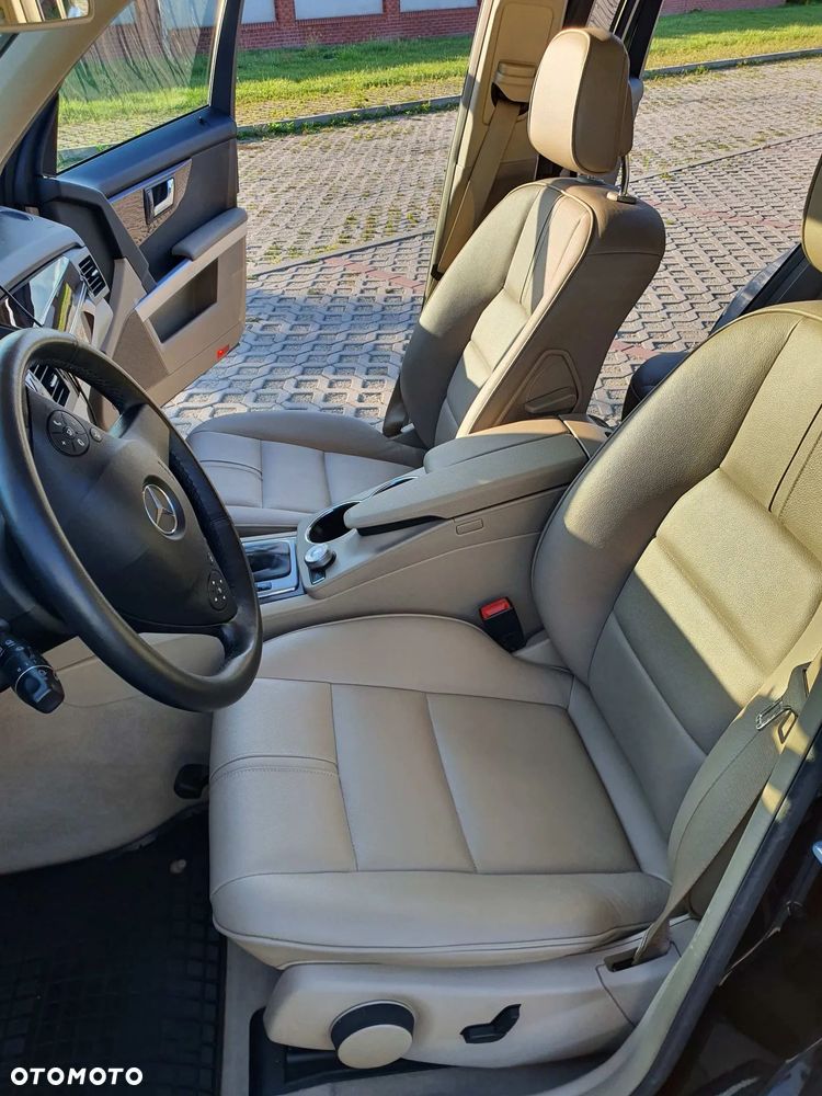 Mercedes-Benz GLK - 15