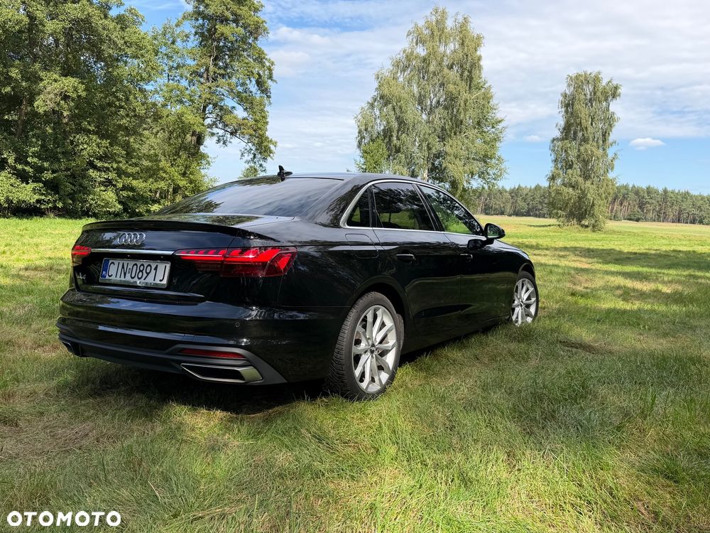 Audi A4 Limousine - 12