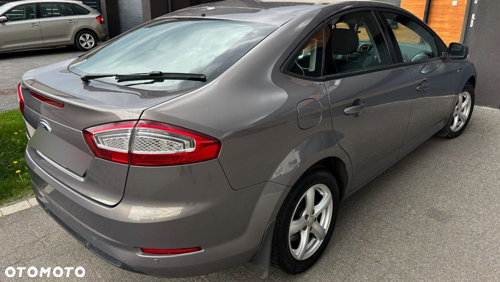 Ford Mondeo 1.6 T Gold X - 17