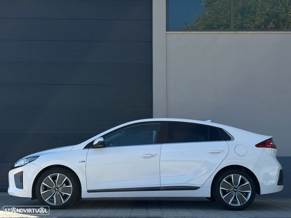 Hyundai Ioniq 1.6 GDI HEV Hybrid Tech - 8