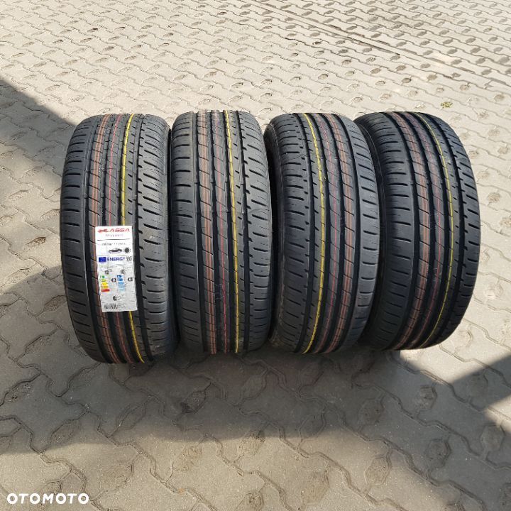 4x 235/55R17 Lassa Driveways Nowy komplet opon letnich Poznań - 1