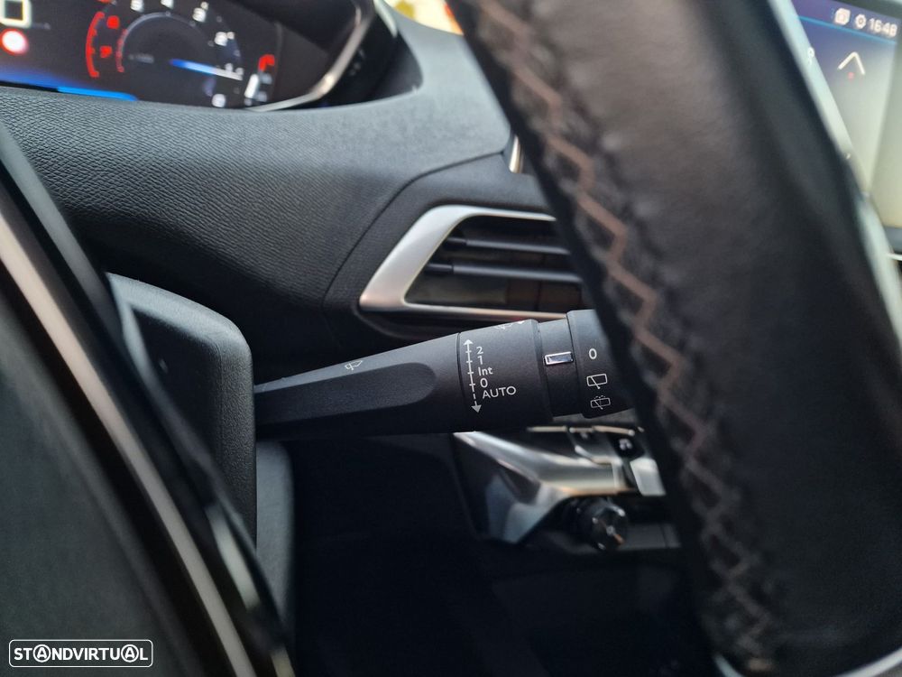 Peugeot 3008 1.2 PureTech GT Line - 25
