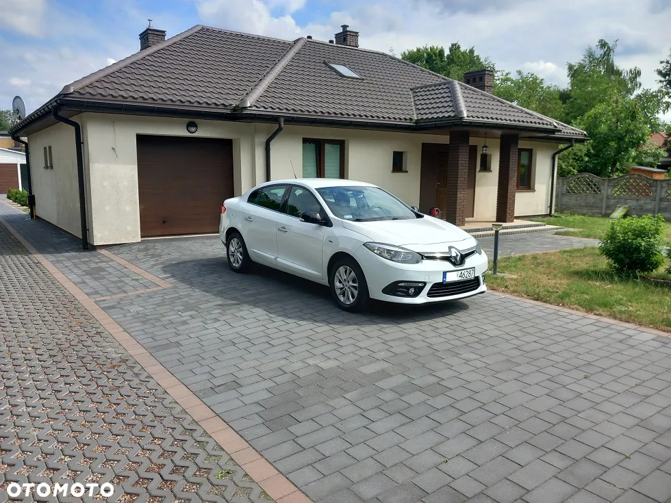 Renault Fluence 1.6 16V Limited - 34