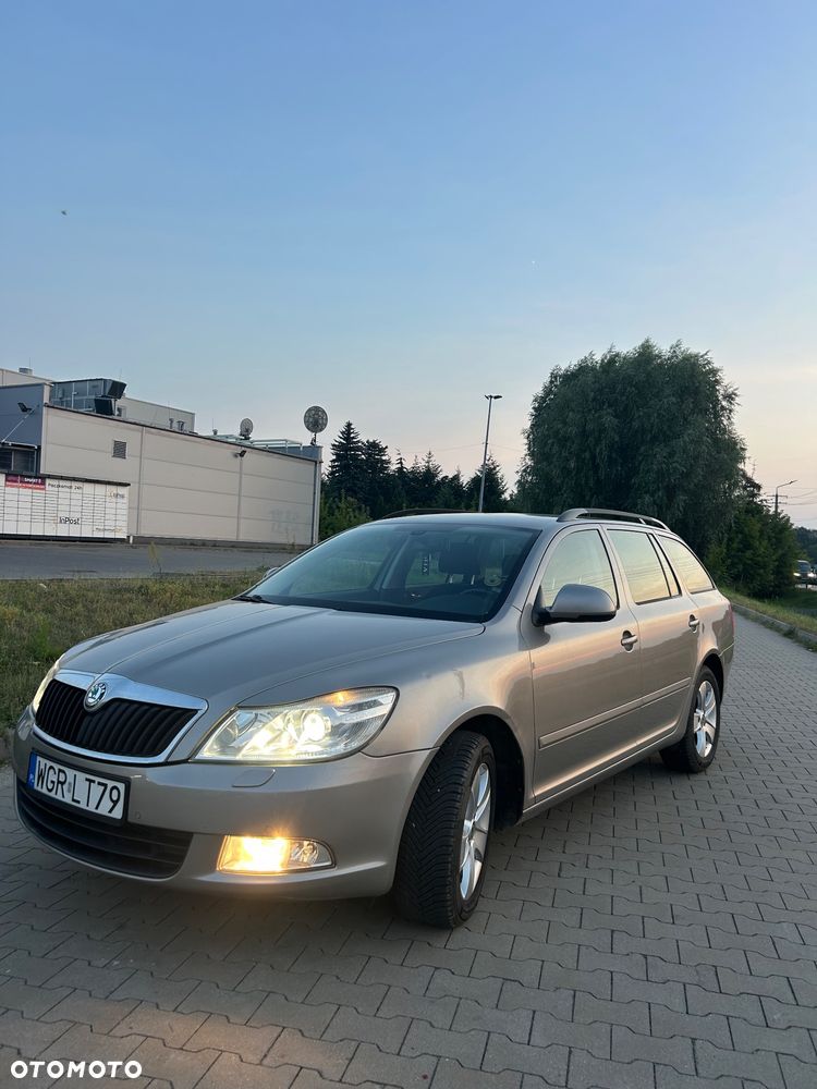 Skoda Octavia - 2