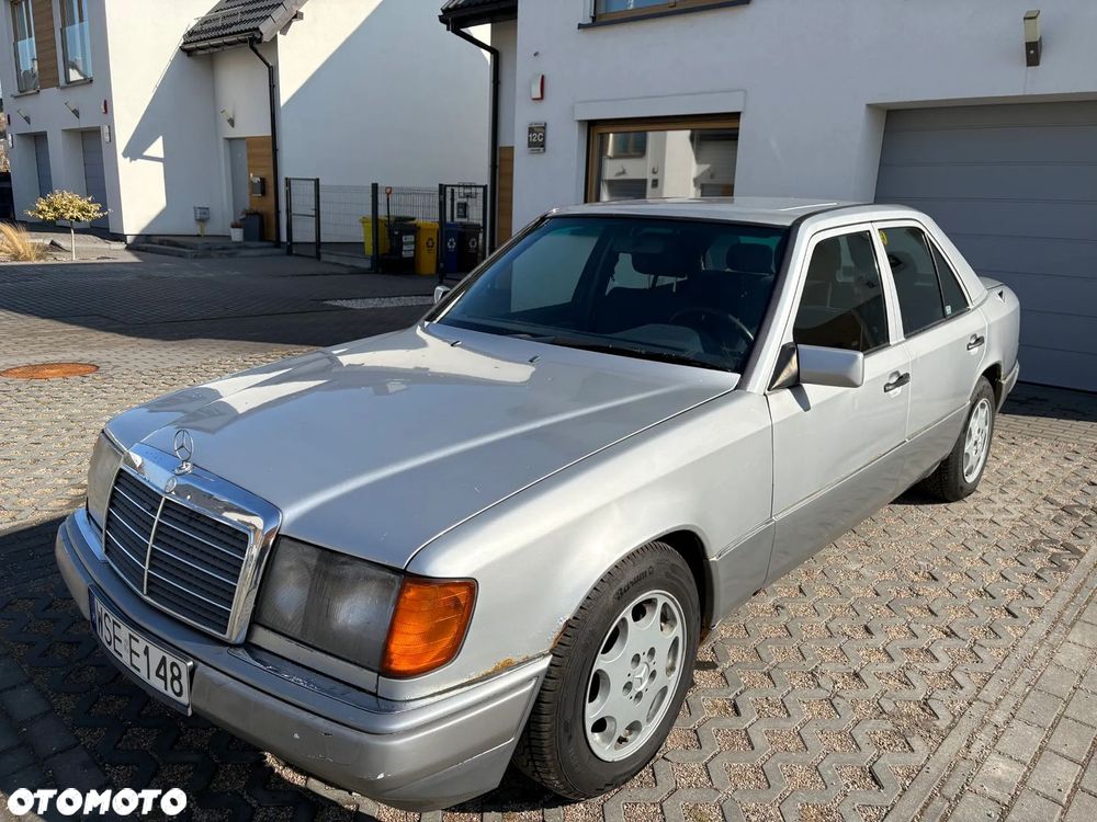 Mercedes-Benz W124 (1984-1993) - 1
