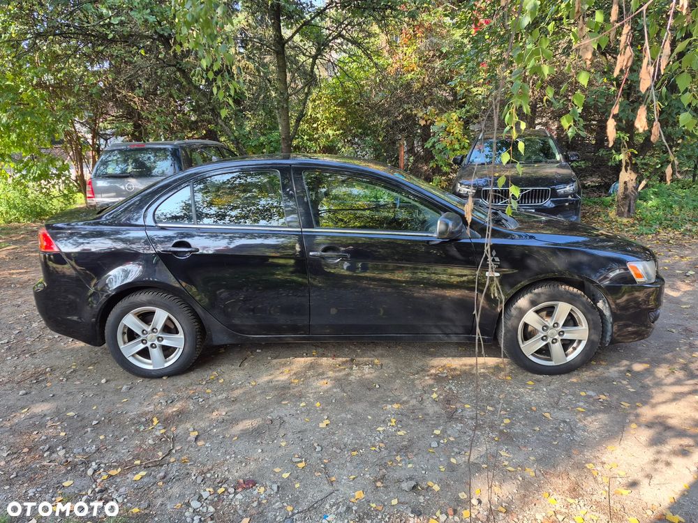 Mitsubishi Lancer - 6