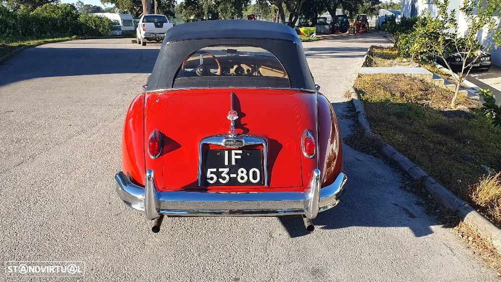 Jaguar XK140 - 34
